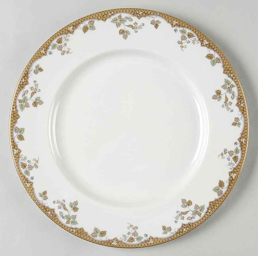 Lynnewood Dinner Plate by Royal Doulton-1