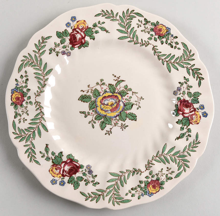 Lyndhurst Luncheon Plate by Royal Doulton-1