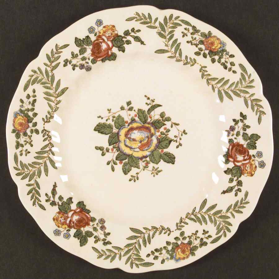 Lyndhurst Dinner Plate by Royal Doulton-1