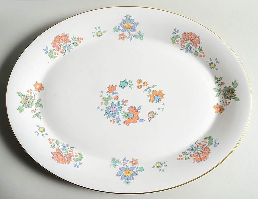 Madrigal 16" Oval Serving Platter by Royal Doulton-1