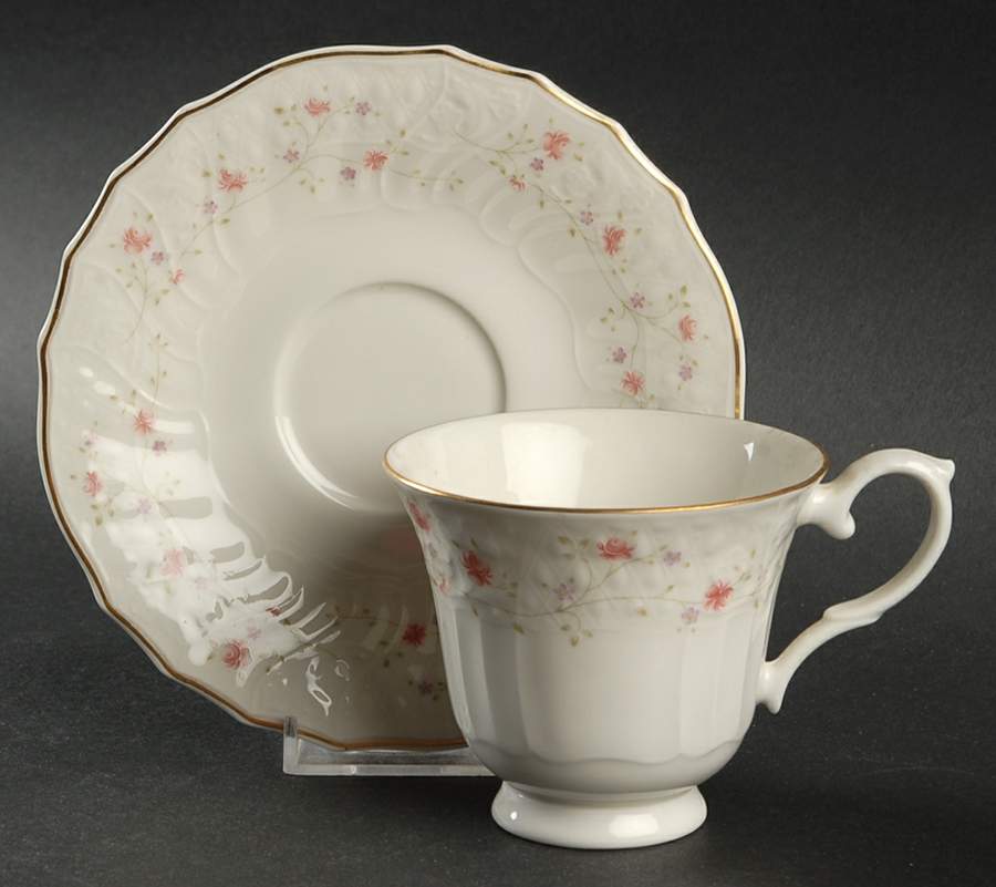 Madeira Footed Cup & Saucer Set by Royal Doulton-1