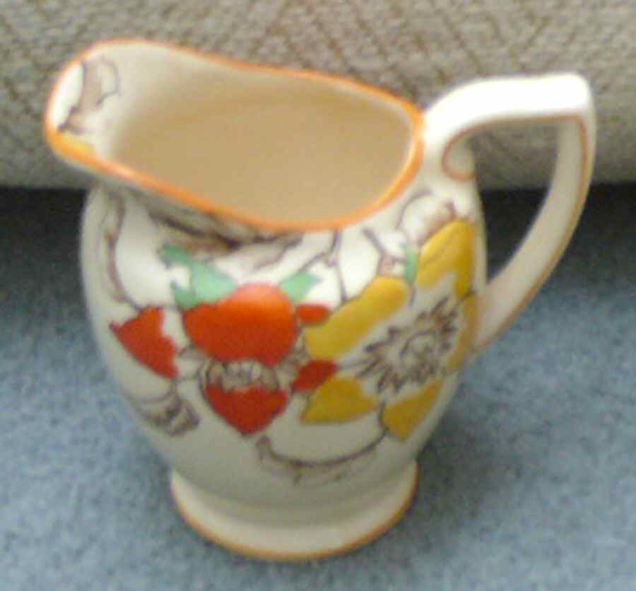 Magnella Creamer by Royal Doulton-1