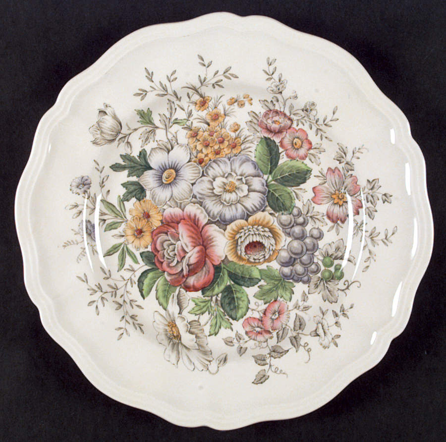 Malvern Dinner Plate by Royal Doulton-1