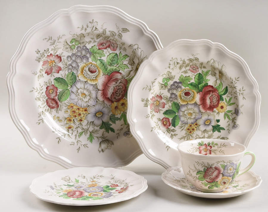 Malvern 5 Piece Place Setting by Royal Doulton-1