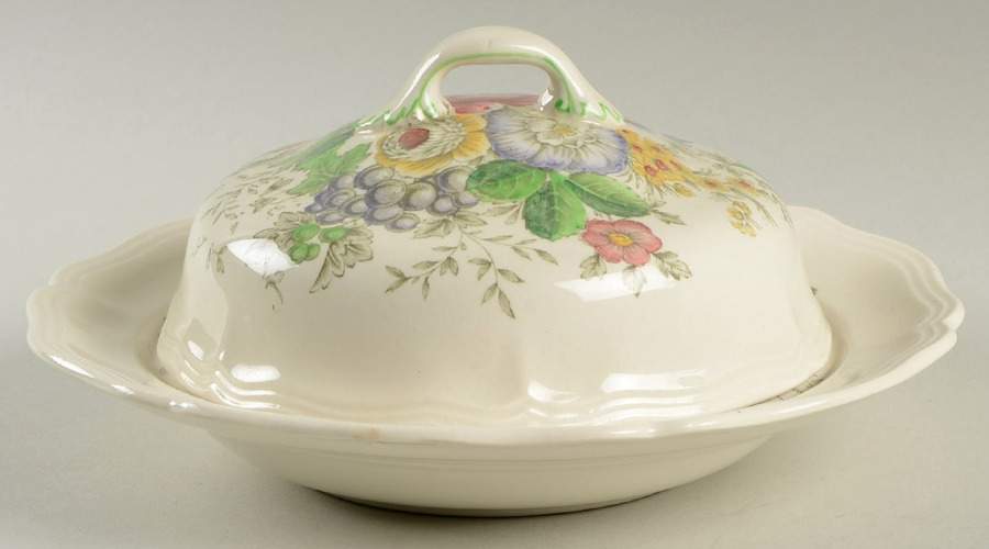 Malvern Muffin Dish & Lid by Royal Doulton-1