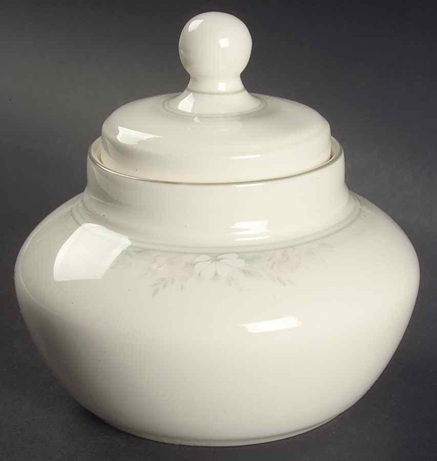 Matinee Micro Sugar Bowl & Lid by Royal Doulton-1