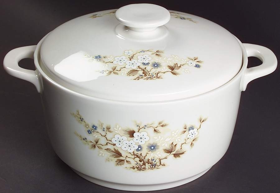Mandalay 2 Qt Round Covered Casserole by Royal Doulton-1