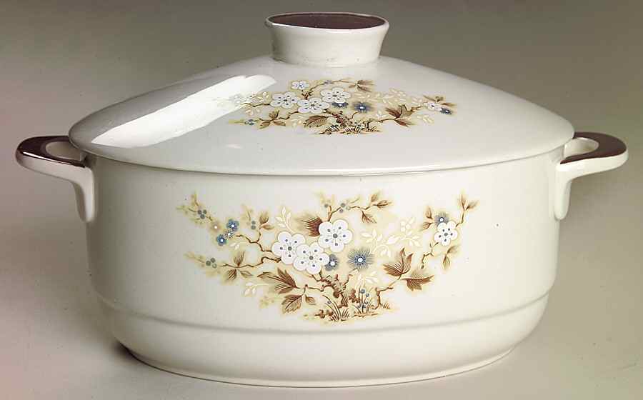 Mandalay 2 Quart Oval Covered Casserole by Royal Doulton-1
