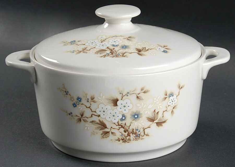 Mandalay 1.25 Qt Round Covered Casserole by Royal Doulton-1