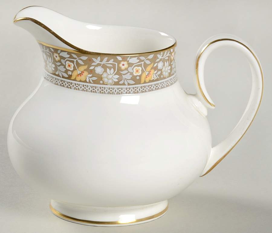 Maplewood Creamer by Royal Doulton-1
