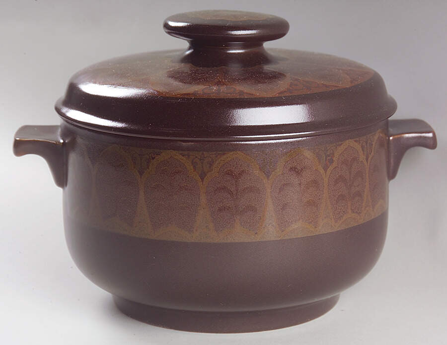 Marbella 2.5 Qt Round Covered Casserole by Royal Doulton-1