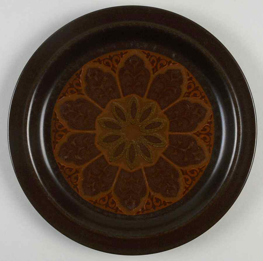 Marbella Luncheon Plate by Royal Doulton-1