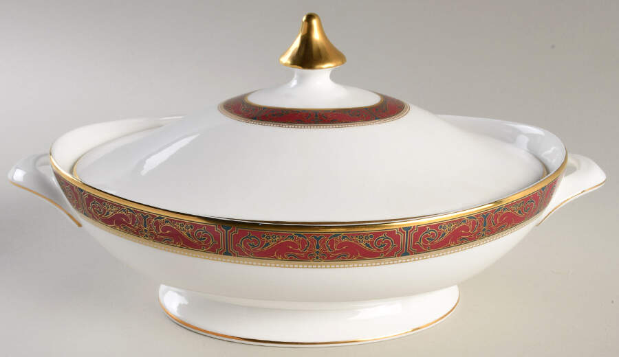 Martinique Oval Covered Vegetable by Royal Doulton-1