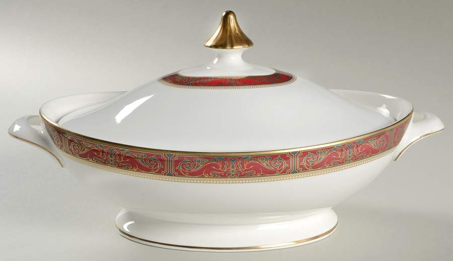 Martinique Oval Covered Vegetable by Royal Doulton-1