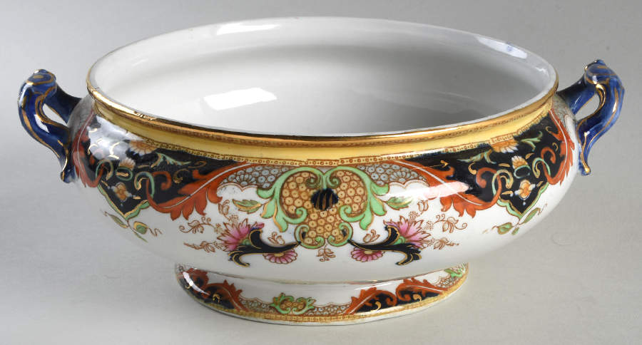 Matsumai Round Vegetable No Lid by Royal Doulton-1