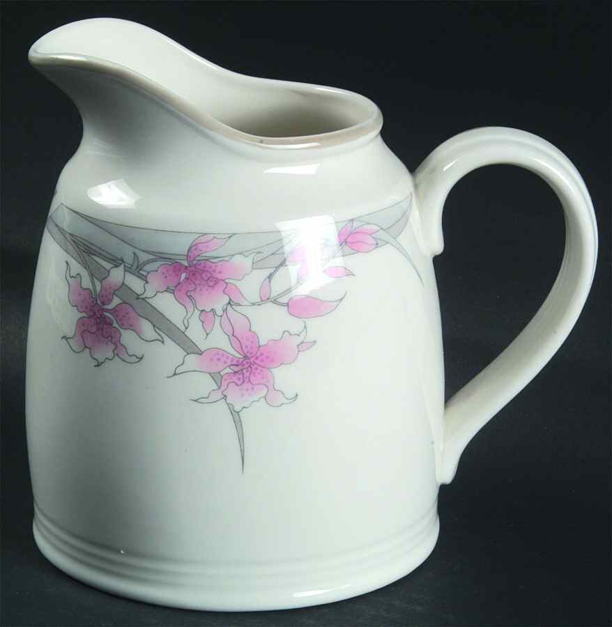 Mayfair (Lambethware) 32 Oz Pitcher by Royal Doulton-1