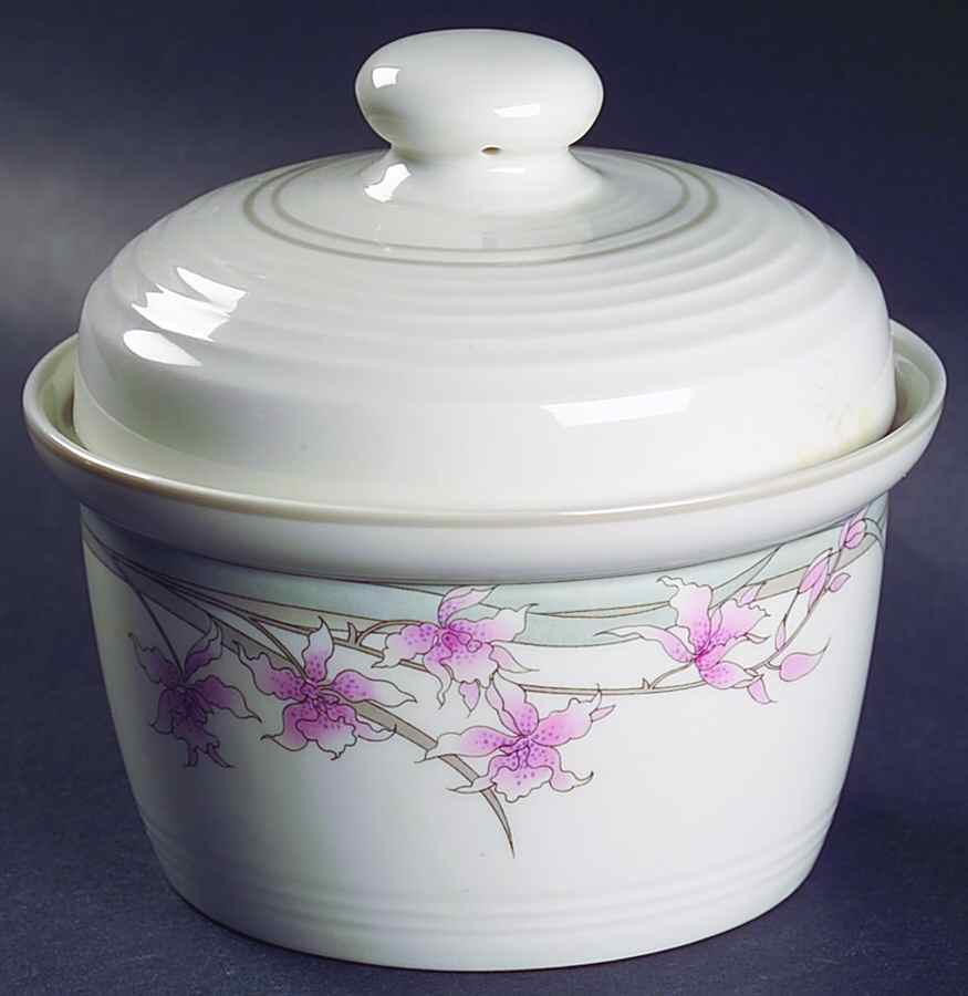 Mayfair (Lambethware) Individual Casserole & Lid by Royal Doulton-1