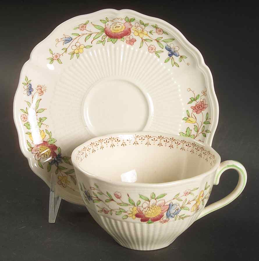 Medford Flat Cup & Saucer Set by Royal Doulton-1