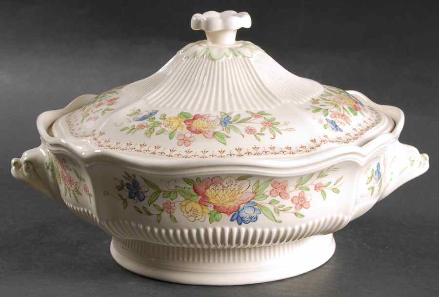 Medford Round Covered Vegetable by Royal Doulton-1