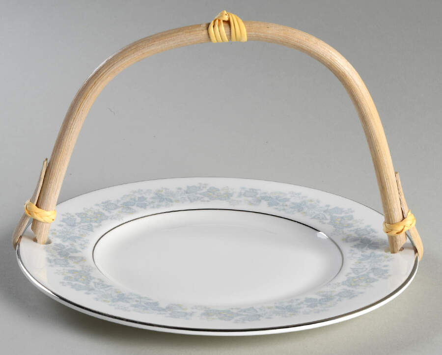 Merryweather 5 3/8"-5 5/8" Bamboo Handled Serving Plate  HC by Royal Doulton-1