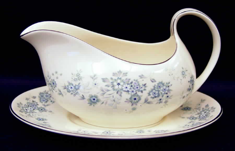 Michelle Gravy Boat & Underplate by Royal Doulton-1