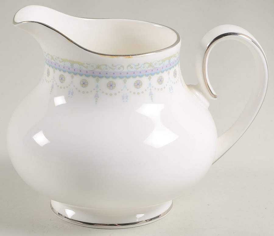 Mignonette Creamer by Royal Doulton-1