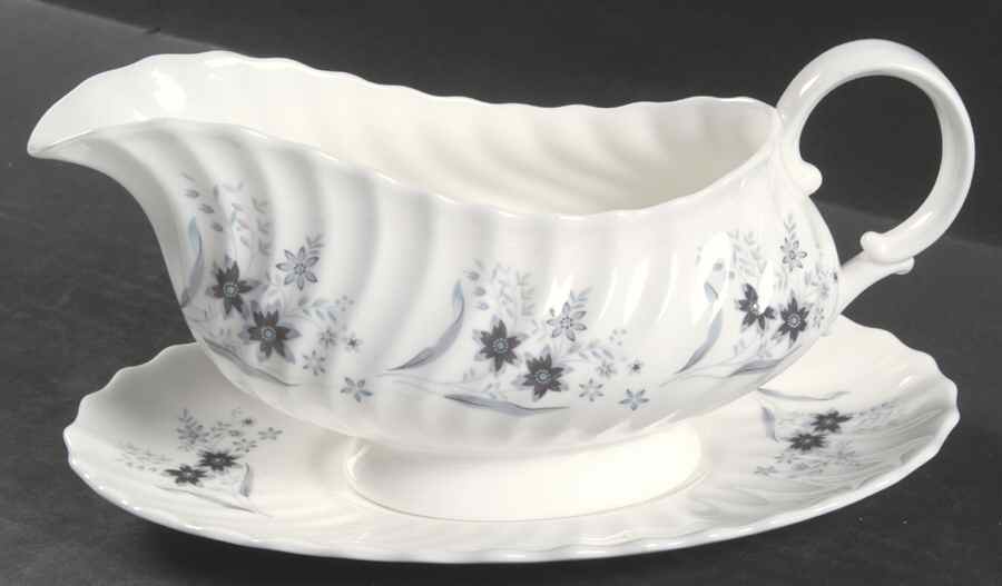 Millefleur Gravy Boat & Underplate by Royal Doulton-1