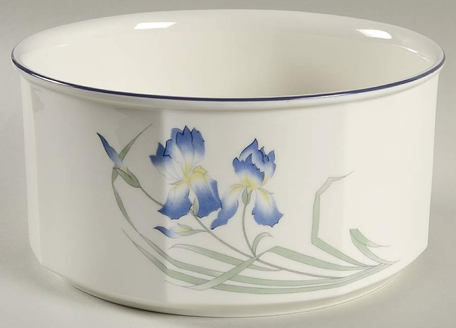Minerva 9" Salad Serving Bowl by Royal Doulton-1
