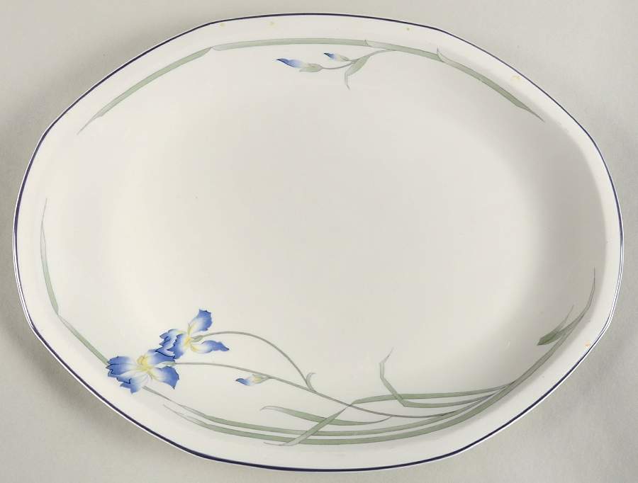 Minerva 16" Oval Serving Platter by Royal Doulton-1