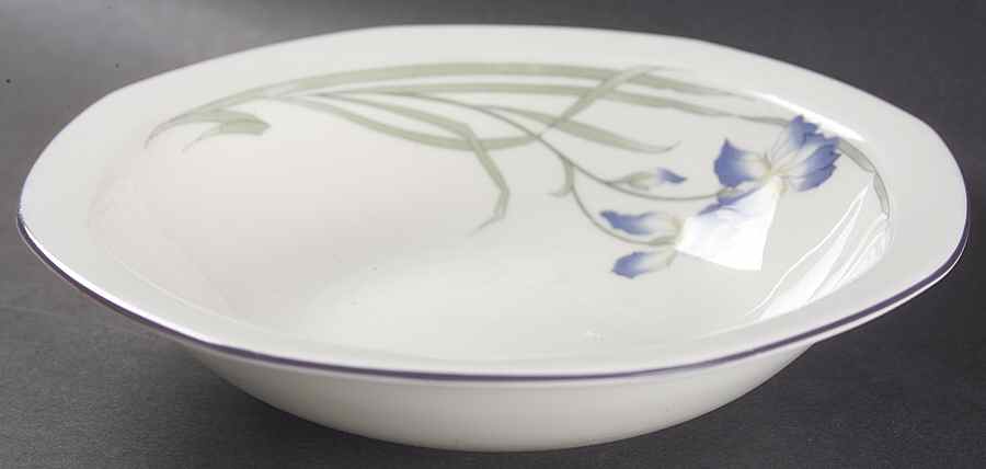Minerva 7" All Purpose Bowl by Royal Doulton-1