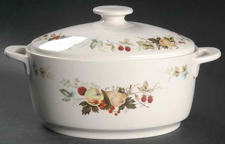Miramont 2 Quart Oval Covered Casserole by Royal Doulton-1