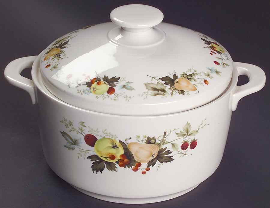 Miramont Medium Oven-to-Table Round Covered Casserole by Royal Doulton-1