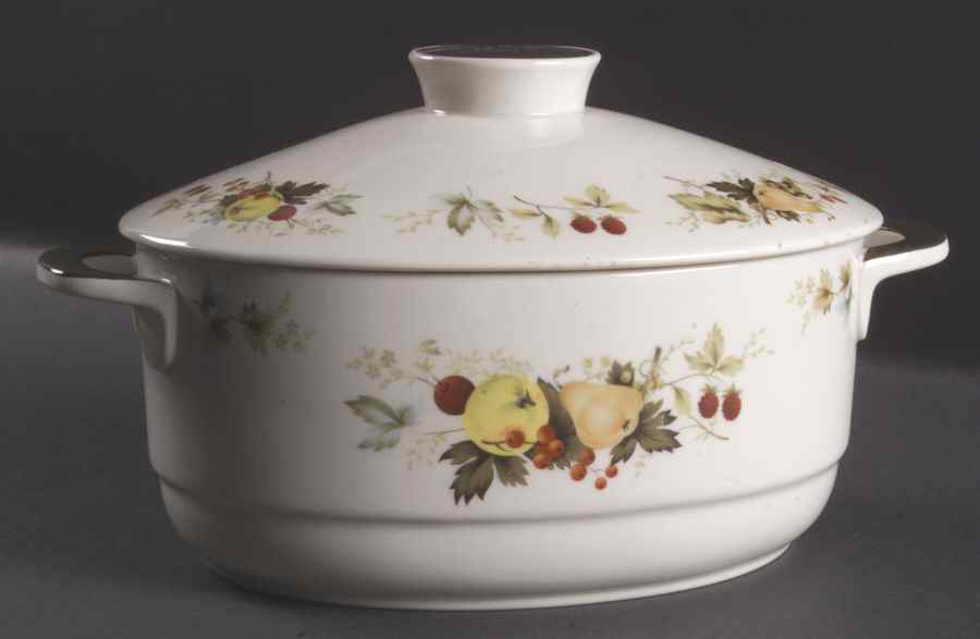 Miramont 2 Quart Oval Covered Casserole by Royal Doulton-1