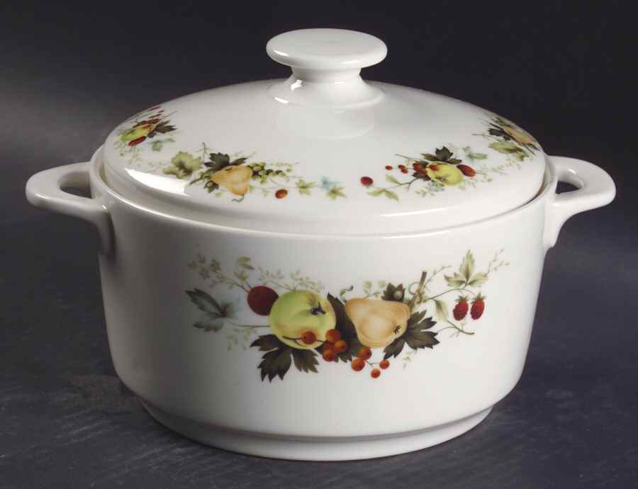 Miramont 1.25 Qt Round Covered Casserole by Royal Doulton-1