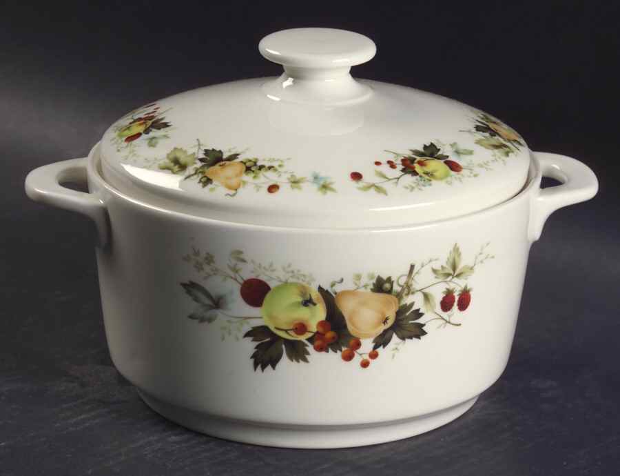 Miramont 2 Qt Round Covered Casserole by Royal Doulton-1