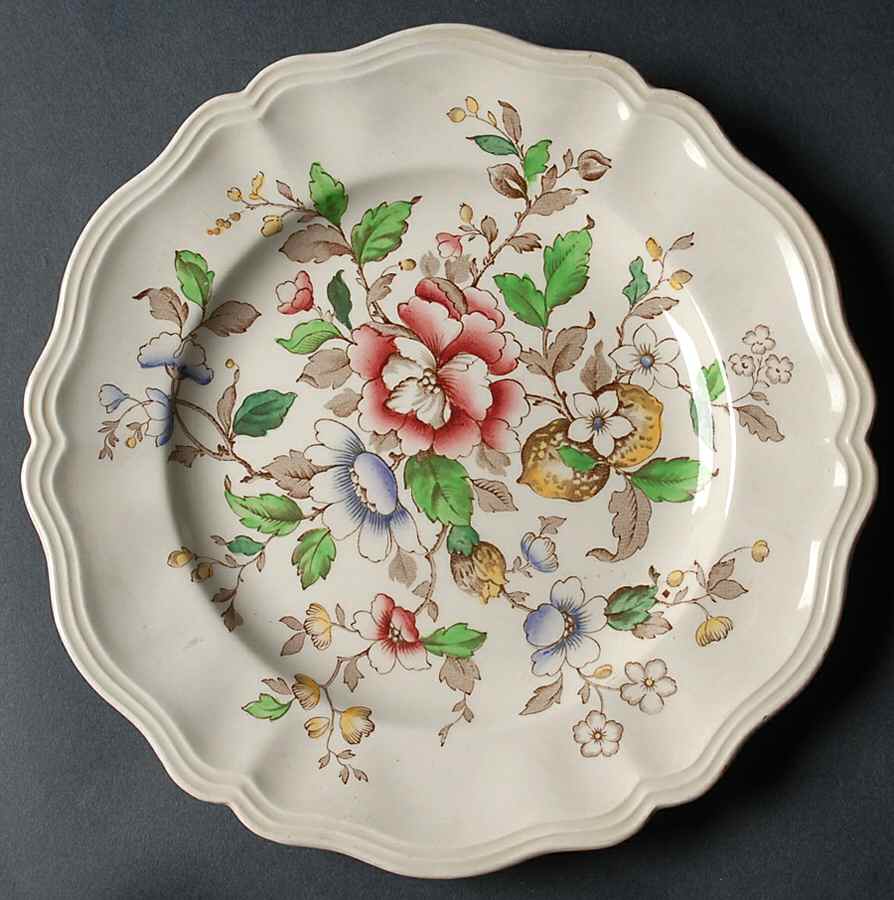 Monmouth Luncheon Plate by Royal Doulton-1