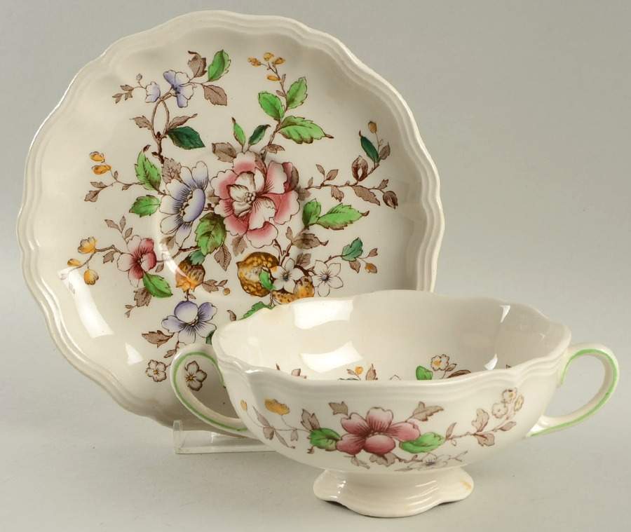 Monmouth Footed Cream Soup Bowl & Saucer Set by Royal Doulton-1