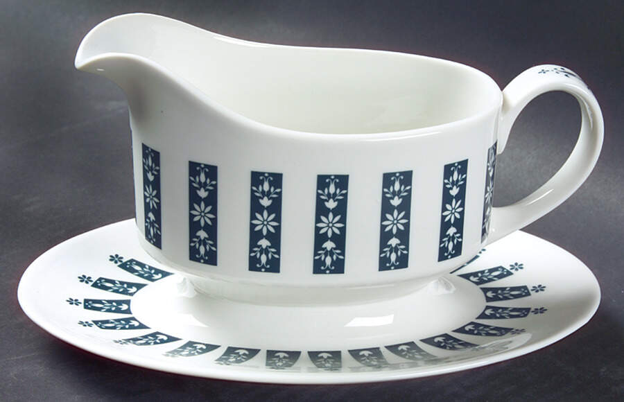 Moonstone Gravy Boat with Attached Underplate by Royal Doulton-1