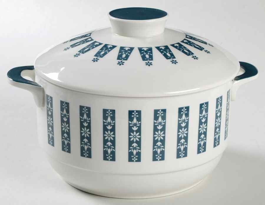 Moonstone 1.5 Qt Round Covered Casserole by Royal Doulton-1