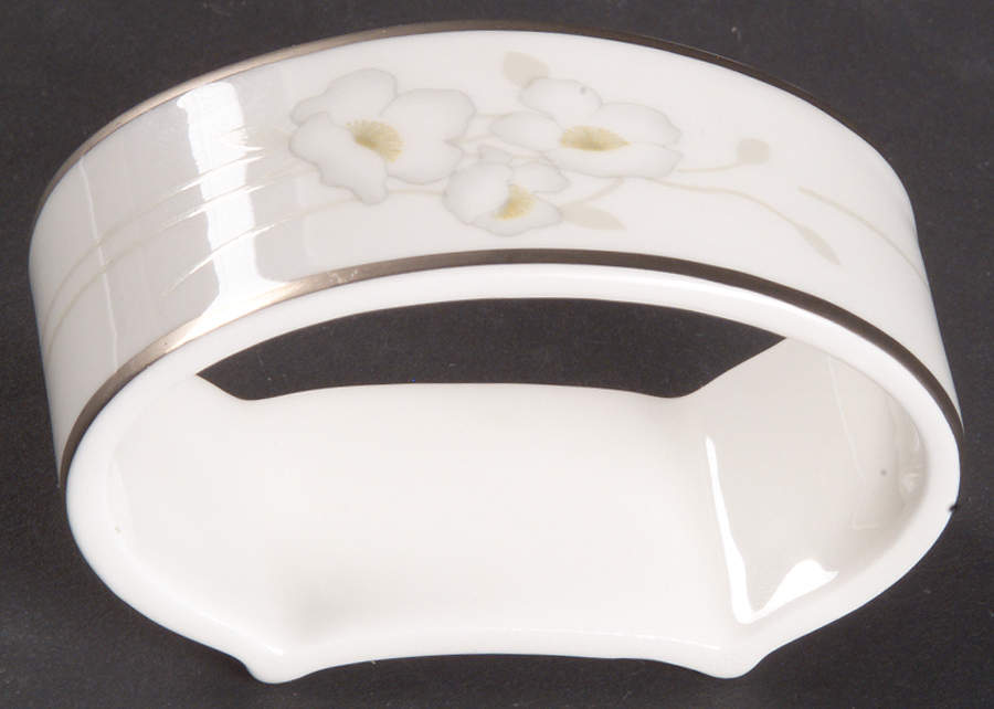 Mystique Napkin Ring by Royal Doulton-1