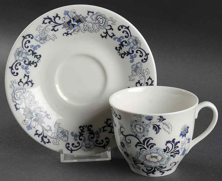 Nankin Flat Cup & Saucer Set by Royal Doulton-1