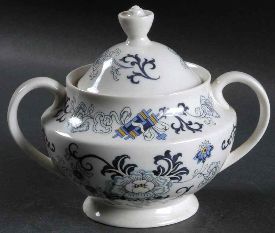 Nankin Sugar Bowl & Lid by Royal Doulton-1