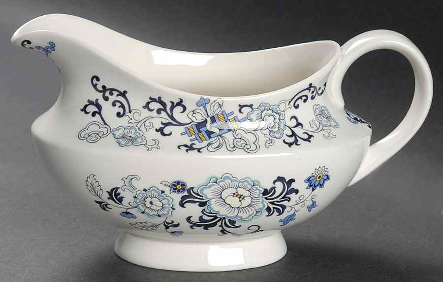 Nankin Gravy Boat by Royal Doulton-1