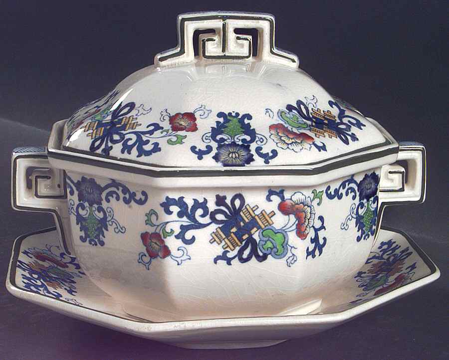 Nankin Sauce Boat & Lid with Underplate by Royal Doulton-1