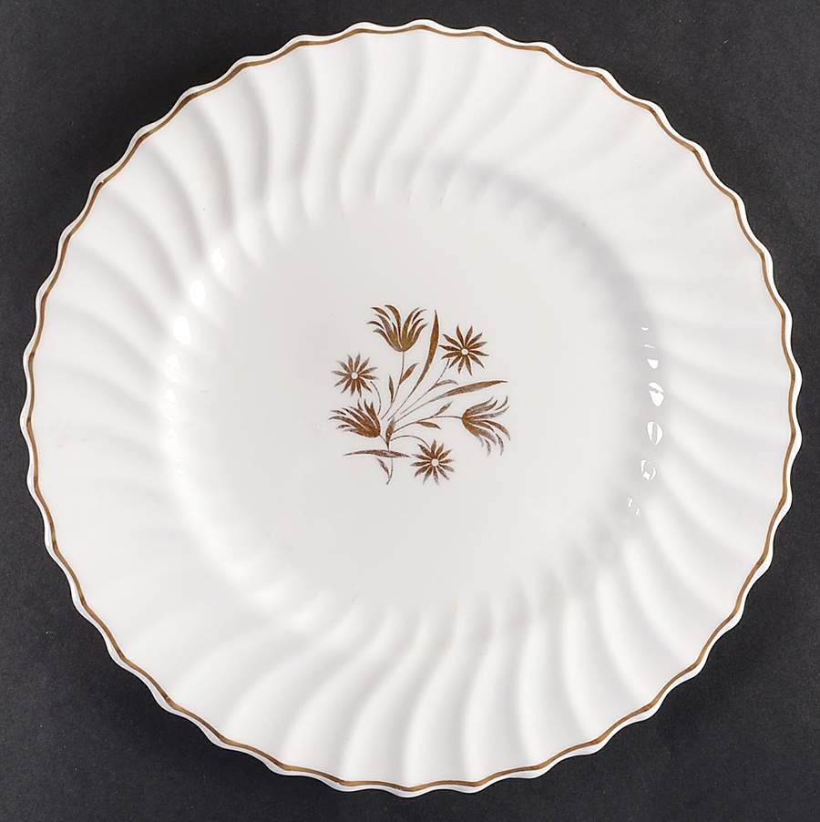 Napier Luncheon Plate by Royal Doulton-1