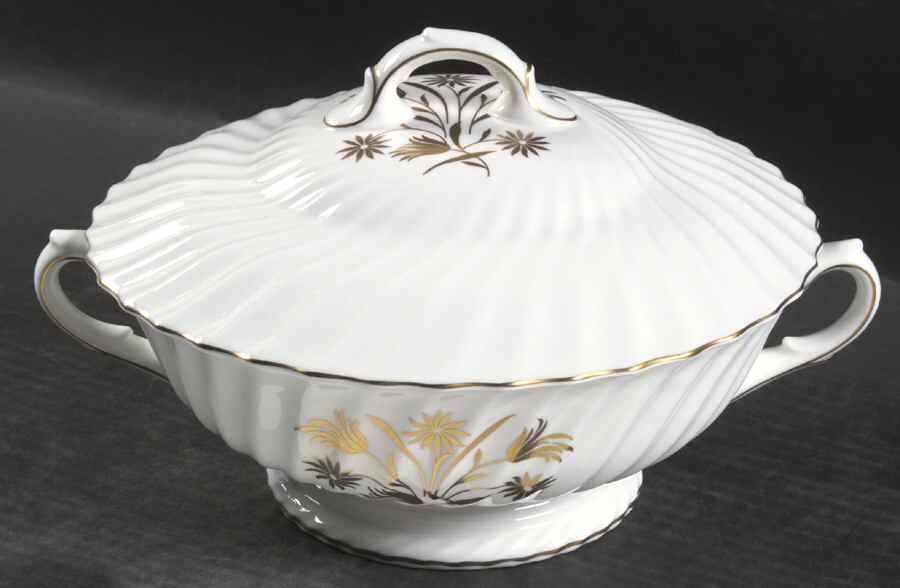 Napier Round Covered Vegetable by Royal Doulton-1