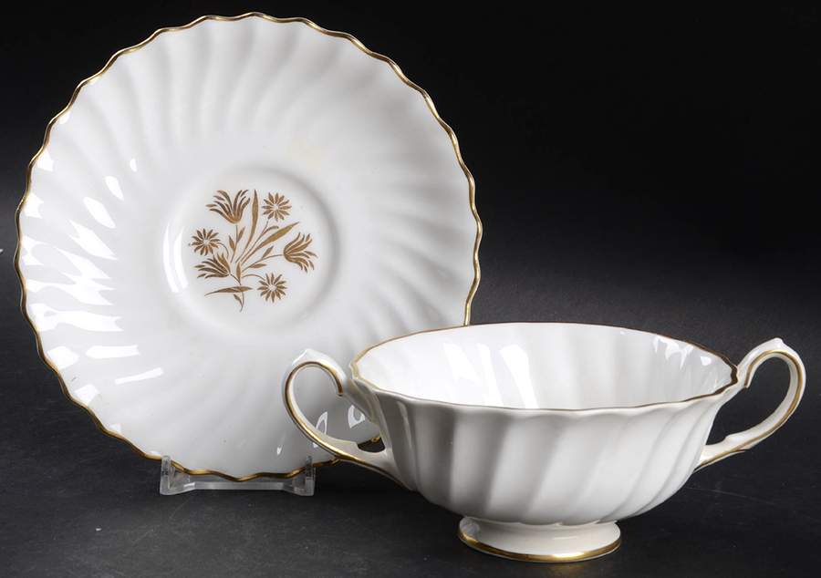 Napier Footed Cream Soup Bowl & Saucer Set by Royal Doulton-1