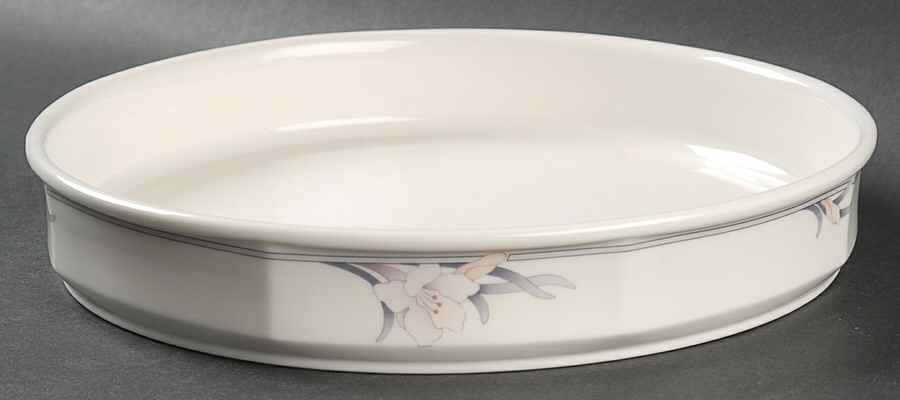 Nimbus 9" Quiche by Royal Doulton-1