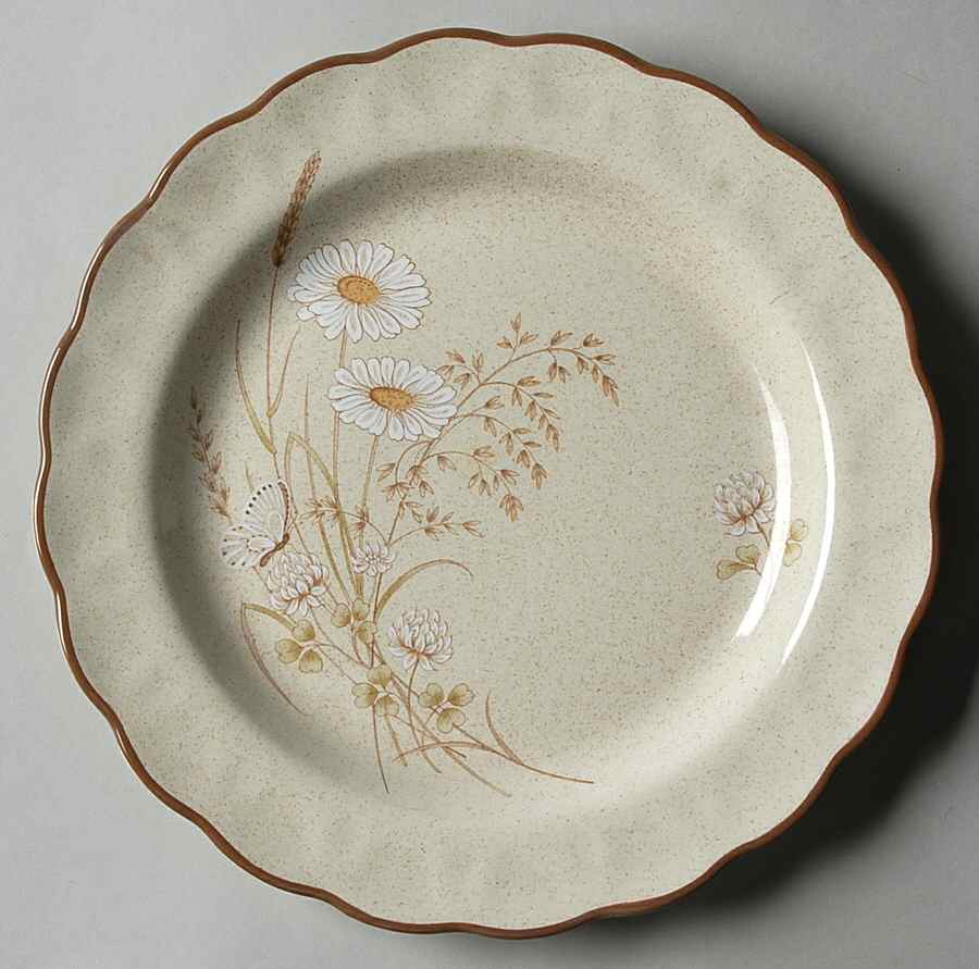Norfolk Salad Plate by Royal Doulton-1