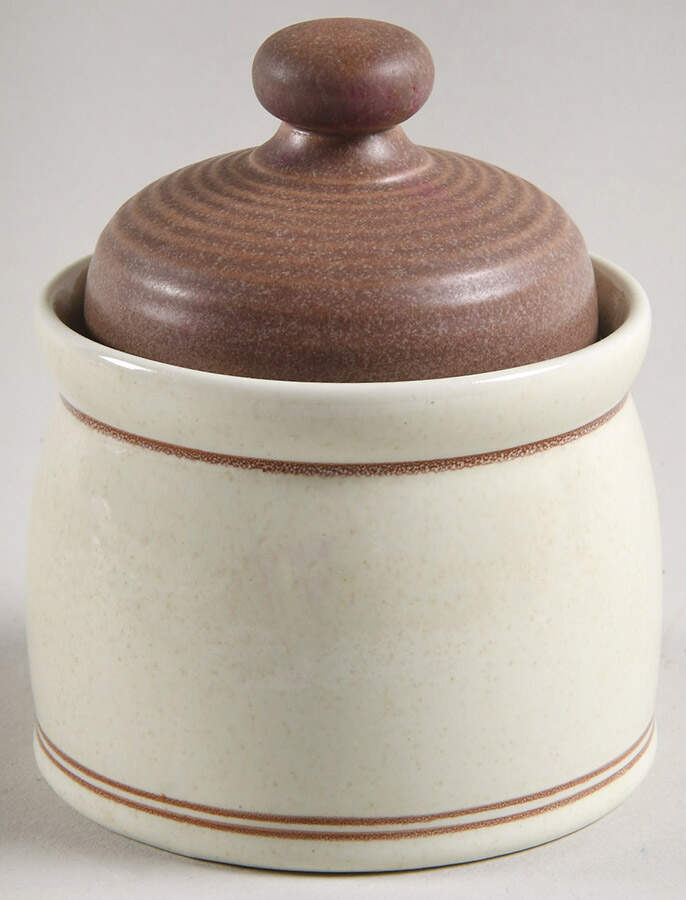 Nutmeg Sugar Bowl & Lid by Royal Doulton-1